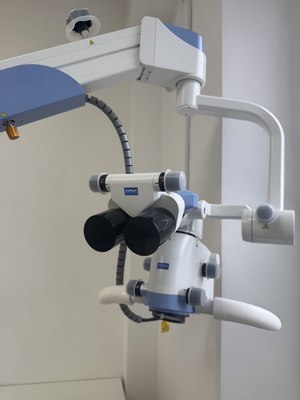 Лечение под микроскопом